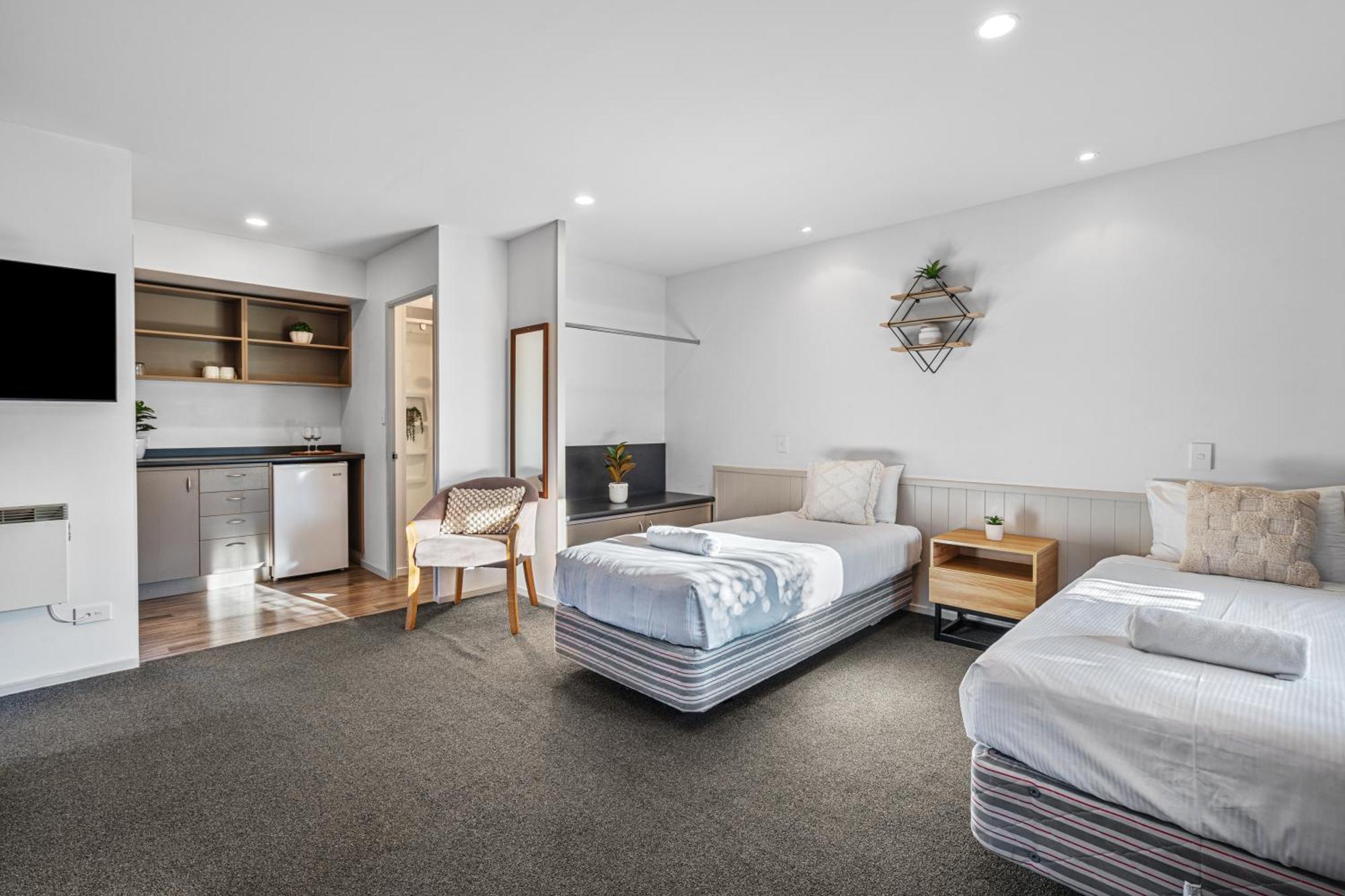 Tasman Holiday Parks - Te Anau Buitenkant foto Studio